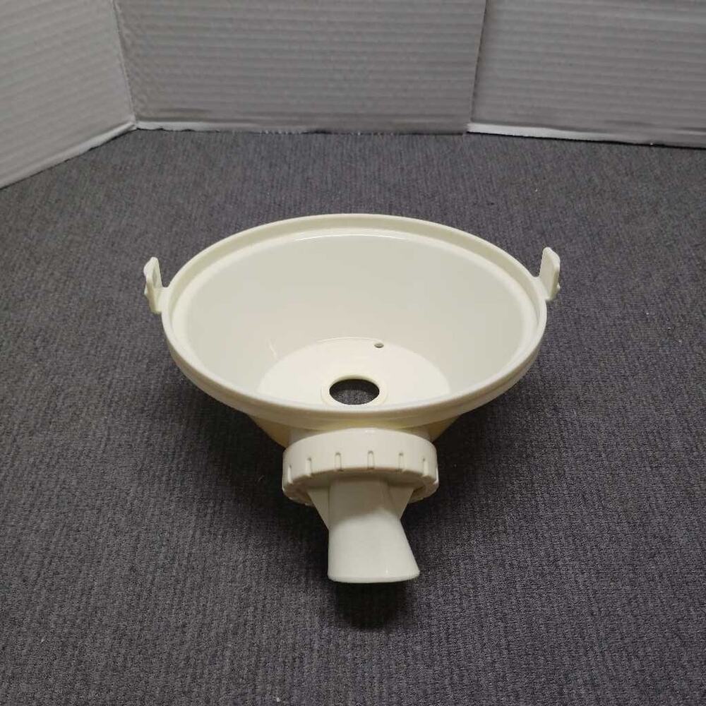 Margaritaville DM0500 Blender Replacement Part Jar Base Funnel With Blades